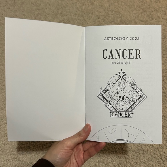 Astrology 2025 Book CANCER(6/21-7/21) Paperback By Chantale Montpetit - Picture 7 of 14